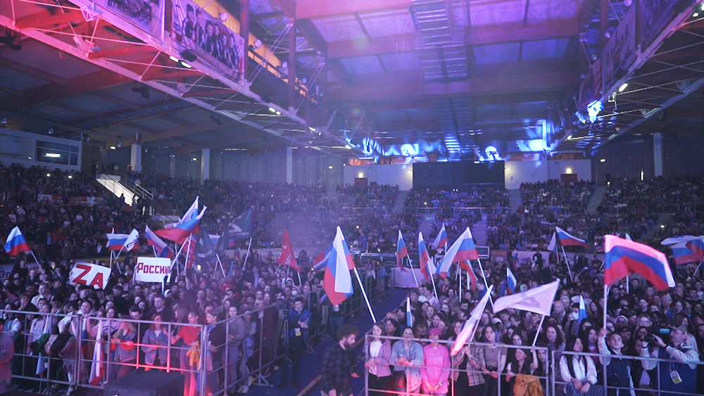 Кормухина и Белов выступили перед участниками спецоперации по защите Донбасса / События на ТВЦ