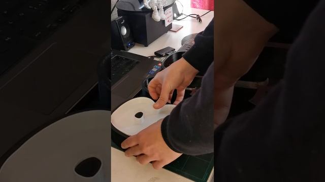 Creando Magia Sostenible: Letreros de Plástico Reciclado con Luces LED ✨?