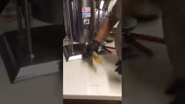 Ручной клипсатор для колбасы смотреть онлайн