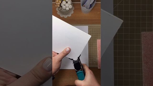 Обзор/ Скруглитель углов от We R Memory Keepers “CROP-A-DILE” смотреть онлайн