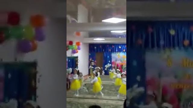 танец младшая группа на 8 марта смотреть онлайн