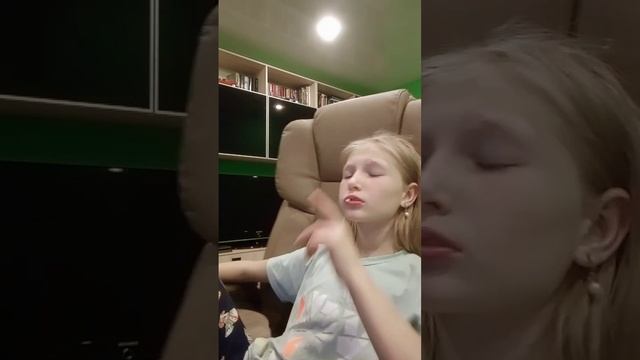 до моего дня рождения осталось 4 часа. в комнате старшего брата смотреть онлайн