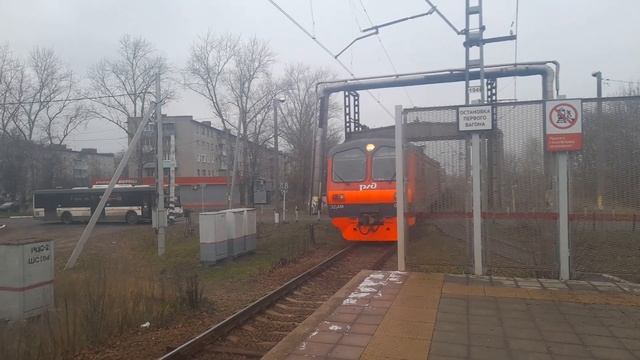 "Приветливая бригада!" Электропоезд ЭД4М-0238/0203 с сообщением Электрогорск-Москва(Курский Вокзал) смотреть онлайн