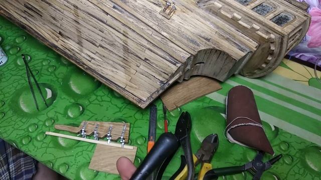 Сборка модели корабля Черная Жемчужина Установка пера руля смотреть онлайн