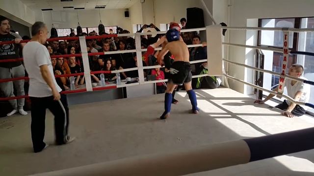 Меджидов Камиль (Томагавк) - Аверин Павел (АМТ) открытый ринг Томагавк 15.03.2015 смотреть онлайн