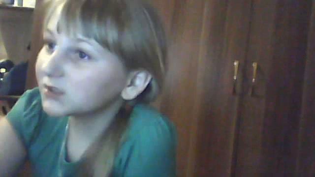 девочка поет песню мама будь со мною рядом! смотреть онлайн