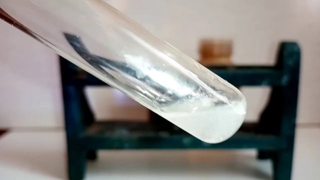 Реакция ЛИТИЯ и ЭТИЛОВОГО СПИРТА. Получение ЭТИЛАТА ЛИТИЯ. Опыты по химии. Домашние эксперименты смотреть онлайн