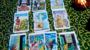 Отношения дочери и отца. Гадание на картах таро