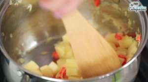 Вкусная, ароматная уха из консервы сайра: любимый рецепт супа на обед у мужа!