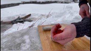 Well done BEEF meat on the wild nature. Полная прожарка говяжьей мякоти на дикой природе. WILDNATUR