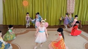 Танец бабочек. Старшая группа.