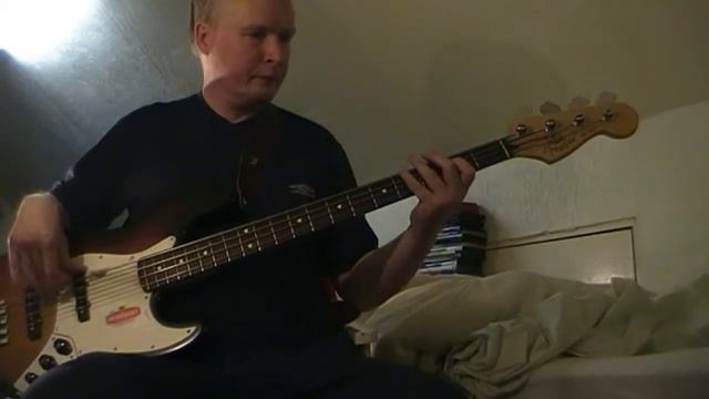 Fender Highway Jazz Bass смотреть онлайн