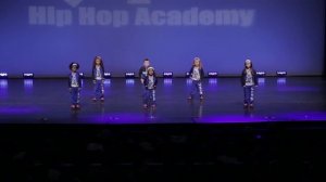 Little Hip Hop Dancers Ages 4-6 First HIP HOP Dance Routine ! ROCK THAT BODY