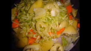 Готовим куриные окорочка с овощами в сковороде Просто и Вкусно