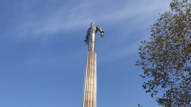 Ленинский проспект