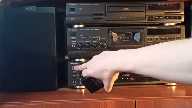 Пульт ДУ EUR64758 (NEWансы) смотреть онлайн