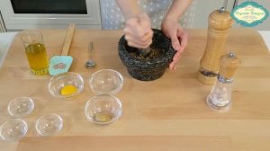 Два вкусных соуса для пиццы: Томатный и Цезарь/ Рецепты Джулии?
