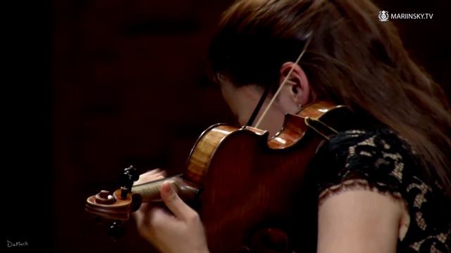 Clara-Jumi Kang: Sibelius, Violin Concerto in D Minor, Op. 47 - 1st Mov смотреть онлайн