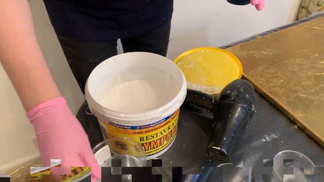 Акриловая заливка  по золотой потали! Картина своими руками