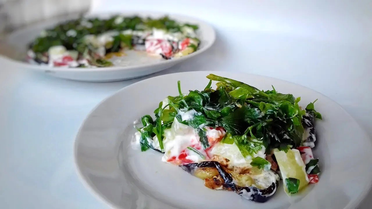 Простой, но очень вкусный салат из БАКЛАЖАНОВ. Всего три продукта смотреть онлайн