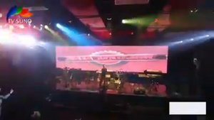 Mandi nishtulla duke me pritur