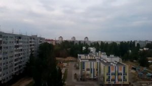 Обычная панельная 9 этажка с лифтом на 8 этажей! (КМЗ-1990)