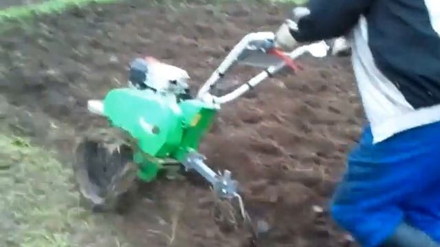 Пашем огород под зиму. смотреть онлайн