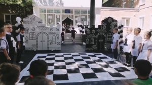 Танец шахматных фигур.