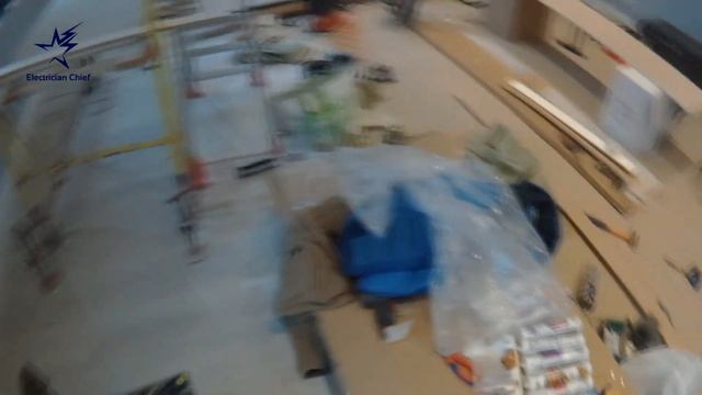 Как установить люстру. Вешаем хрустальную люстру из 120 подвесов.