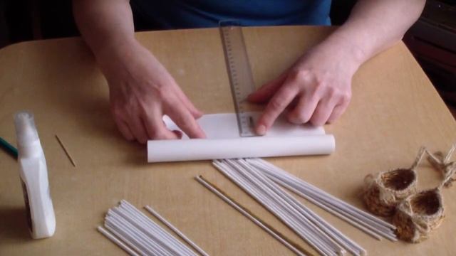 Заготовка трубочек из факсовой бумаги для мини лапоточков смотреть онлайн