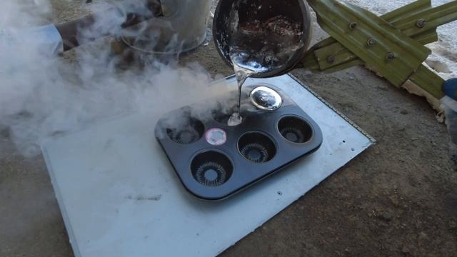 Плавлю Алюминий В Самодельной Печи. АСМР. смотреть онлайн