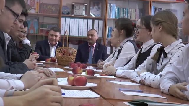 Репортаж Зарины Хакимовой с парламентского урока смотреть онлайн