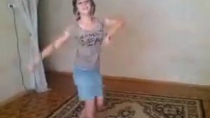 Дагестанка пляшет лезгинку!! Уххх....