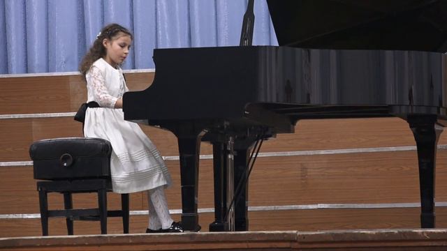 Costaș Camelia, Concursul "ZLATA TKACI" ed. a VIII-A, 2017 смотреть онлайн