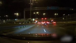 Jaguar F-Type R vs Volvo S80 4.4 V8