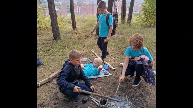 Кадетский класс "Юные лётчики": первый поход смотреть онлайн