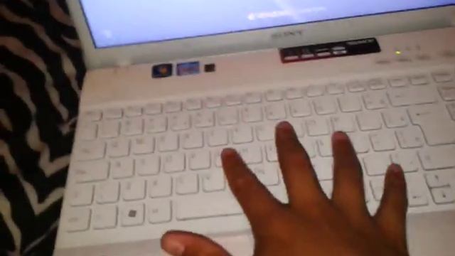 Unboxing Notebook Sony Vaio EH40 смотреть онлайн