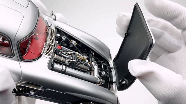 Mercedes-Benz 300 SLR Uhlenhaut Coupe 1955 / 1:18 CMC diecast car model / AMR unboxing смотреть онлайн