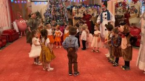 "Танец по кругу" (Ю. Селиверстова) Группа №6 "Искорки"