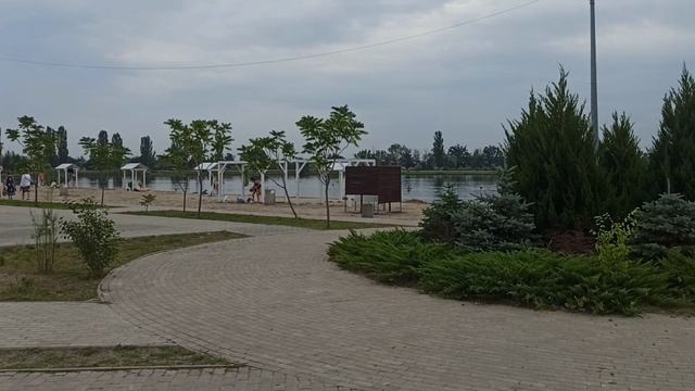 Славянск 25 июня 2023 — Славкурорт сегодня: отдых, пляж, люди.