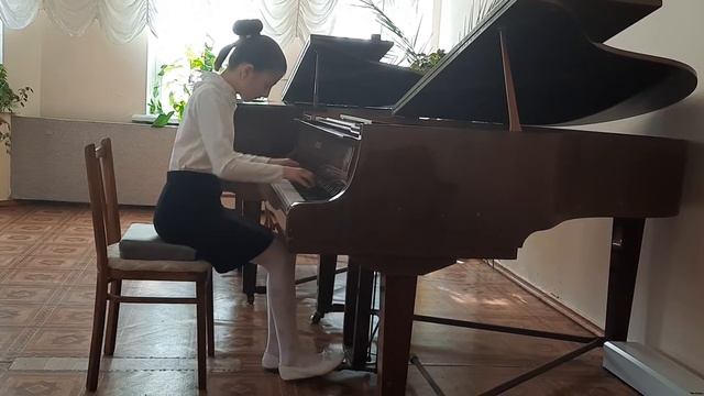 Лёгкие вариации на тему украинской народной песни, Д.Б.Кабалевский. смотреть онлайн