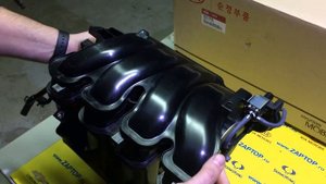 Впускной коллектор Киа Соренто и Киа Спортаж / Хендай Санта Фе и Хендай IX35 28310-2F010 28310-2G03