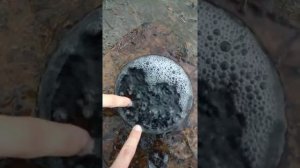 Нашли нефть.