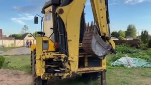 Экскаватор-погрузчик New Holland B115B экспресс-обзор от Евгения Ощепкова