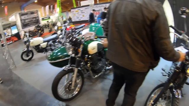 ОТКРЫЛ МОТОСЕЗОН 2019! МОЦЫК КАК У АМИРАНА! РИГА смотреть онлайн