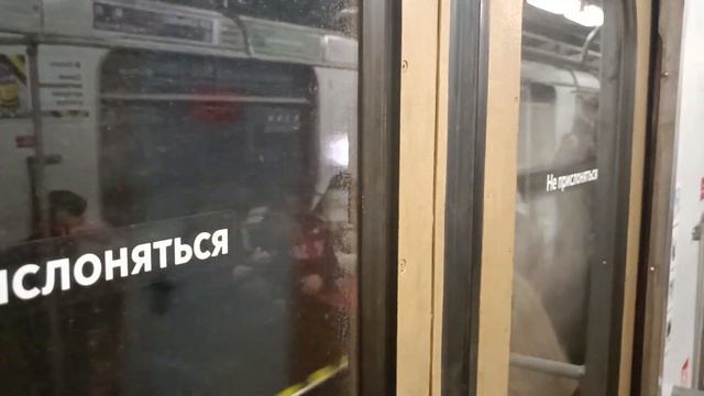 Последний вагон 81-717 с расположением фар 2-2-2 №10167. Люблинско-Дмитровская линия // 16.09.2023