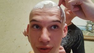 1000 подписчиков, бреемся налысо значит