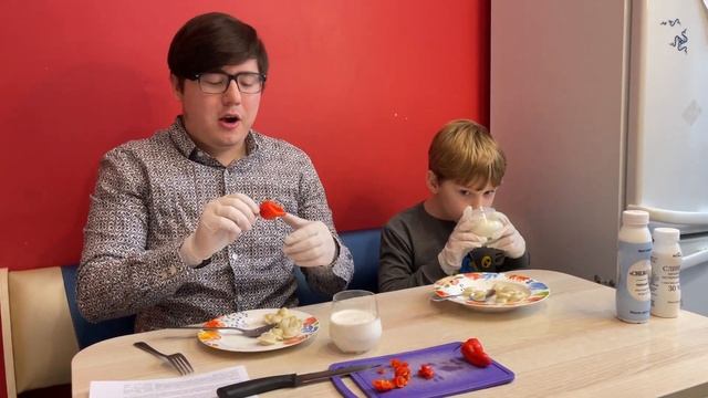 Съел 2 перчика Хабанеро (Habanero) смотреть онлайн