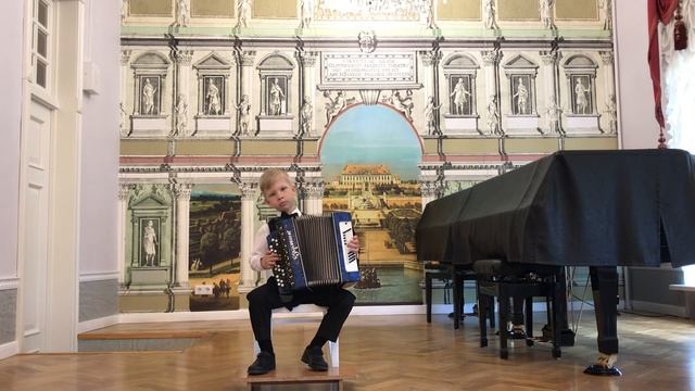 «Серенький козлик». Исп. Петр Лыков . 5 лет. смотреть онлайн