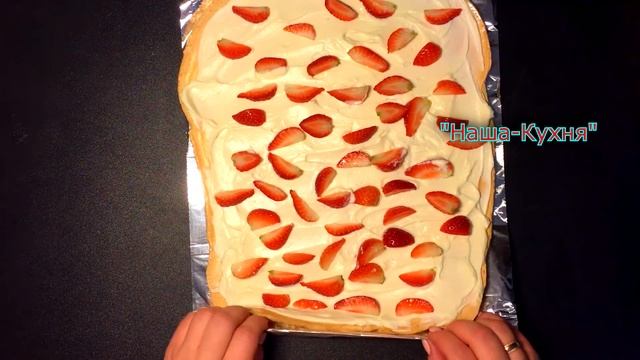 МЕРЕНГОВЫЙ РУЛЕТ / САМЫЙ БЫСТРЫЙ И ПРОСТОЙ РЕЦЕПТ / РЕЦЕПТ Меренгового рулета с клубникой